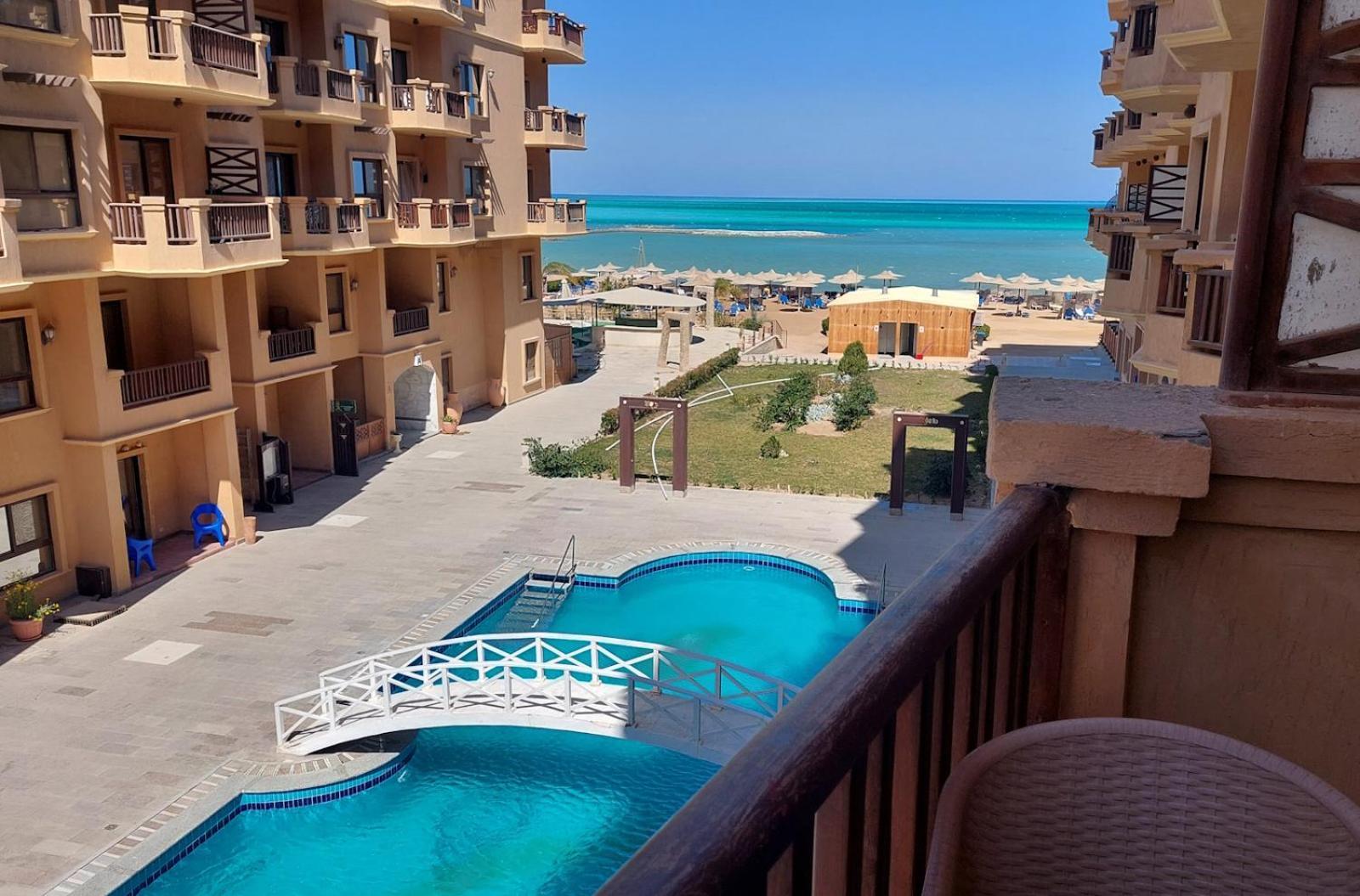 Comfort Zone At Turtles Beach Resort Hurghada Exteriör bild